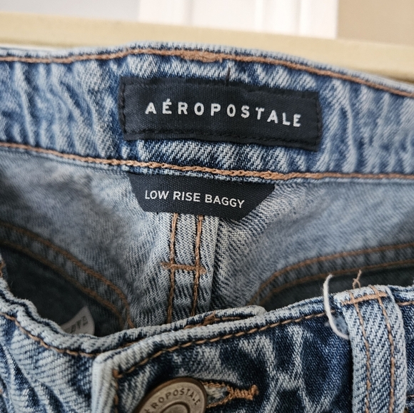 Aeropostle Womens Sz 0 Short Low Rise Baggy Distressed Jeans - Picture 6 of 6